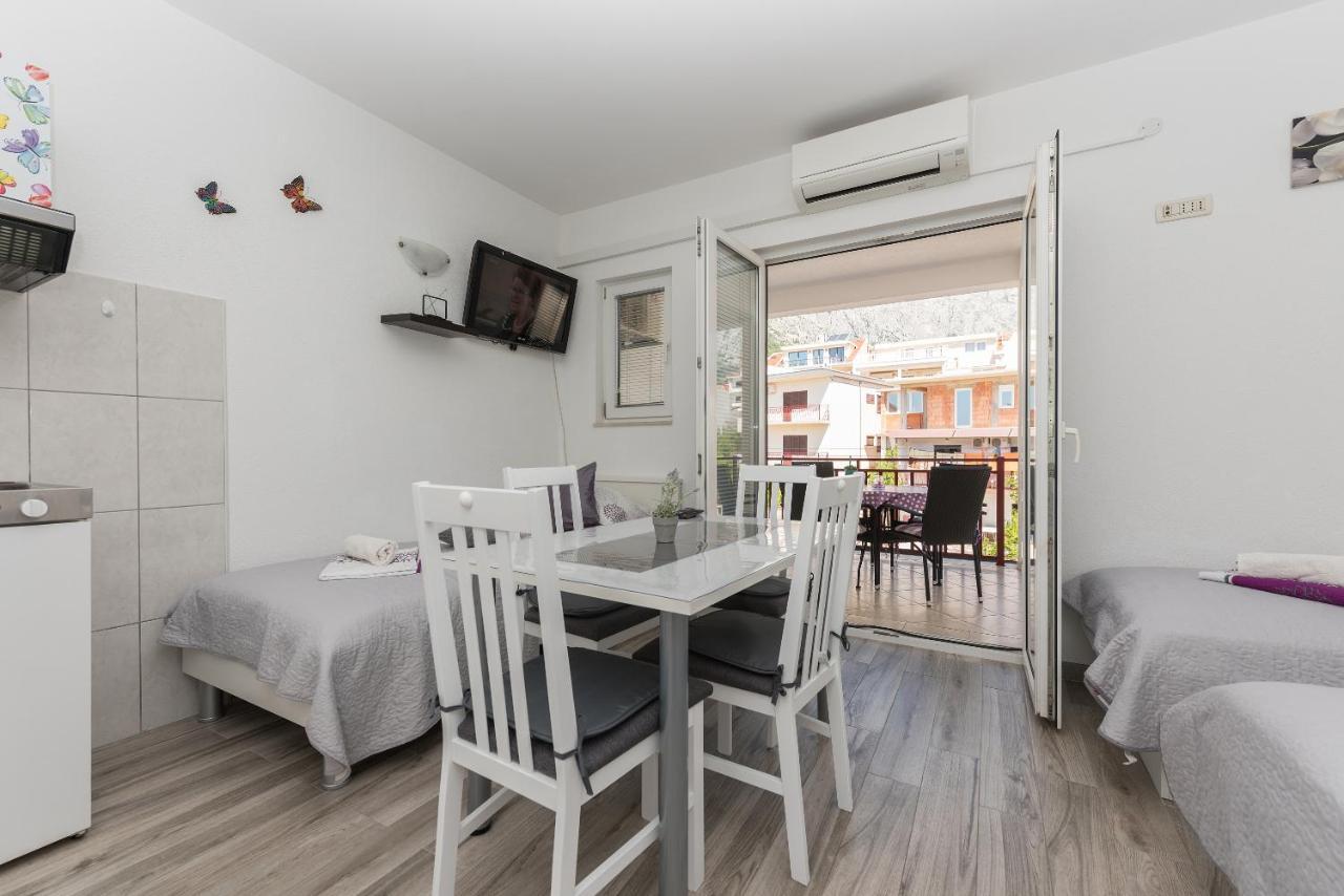 Apartmani Franko Baška Voda Exterior foto