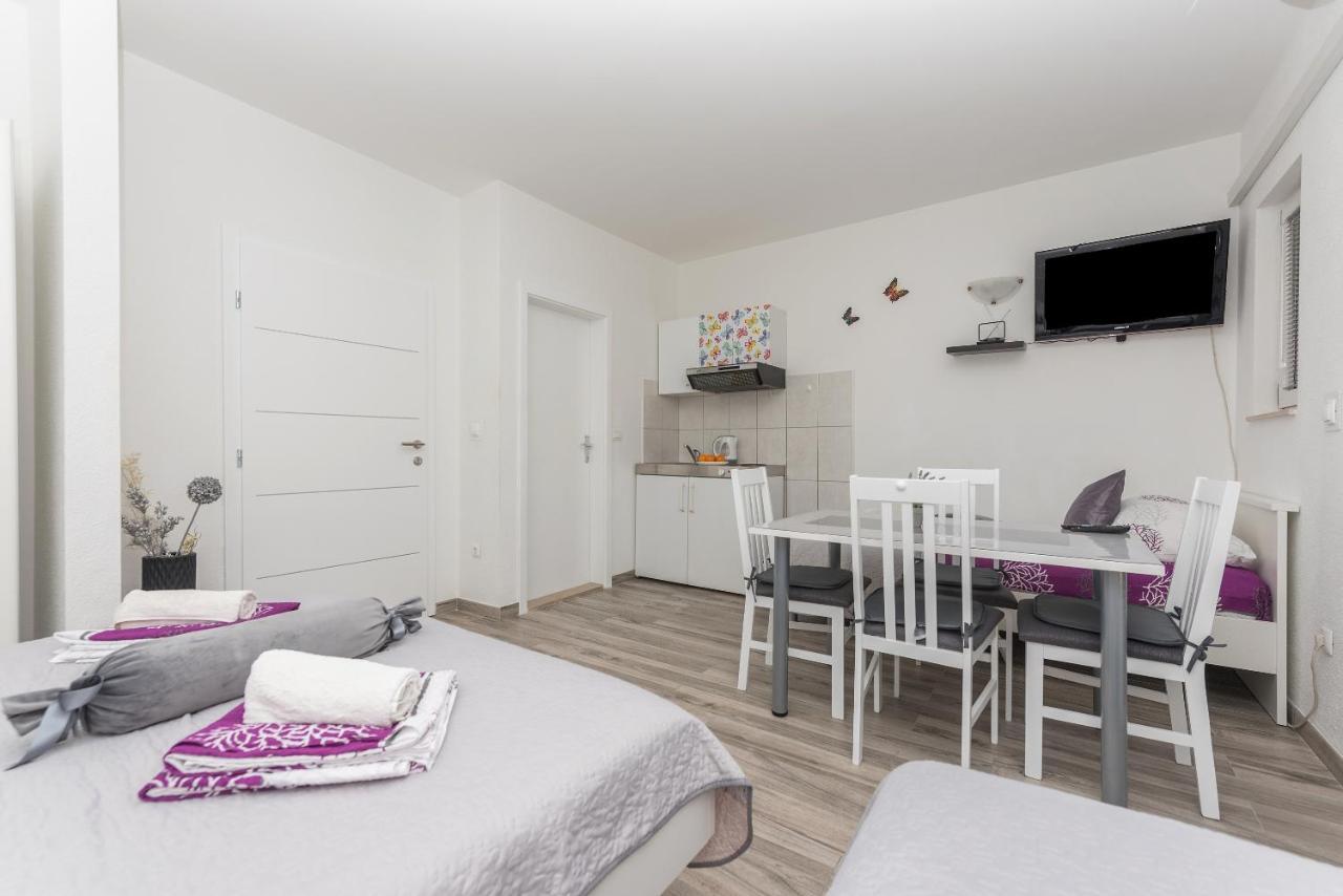 Apartmani Franko Baška Voda Exterior foto