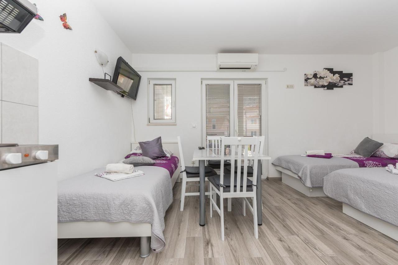 Apartmani Franko Baška Voda Exterior foto